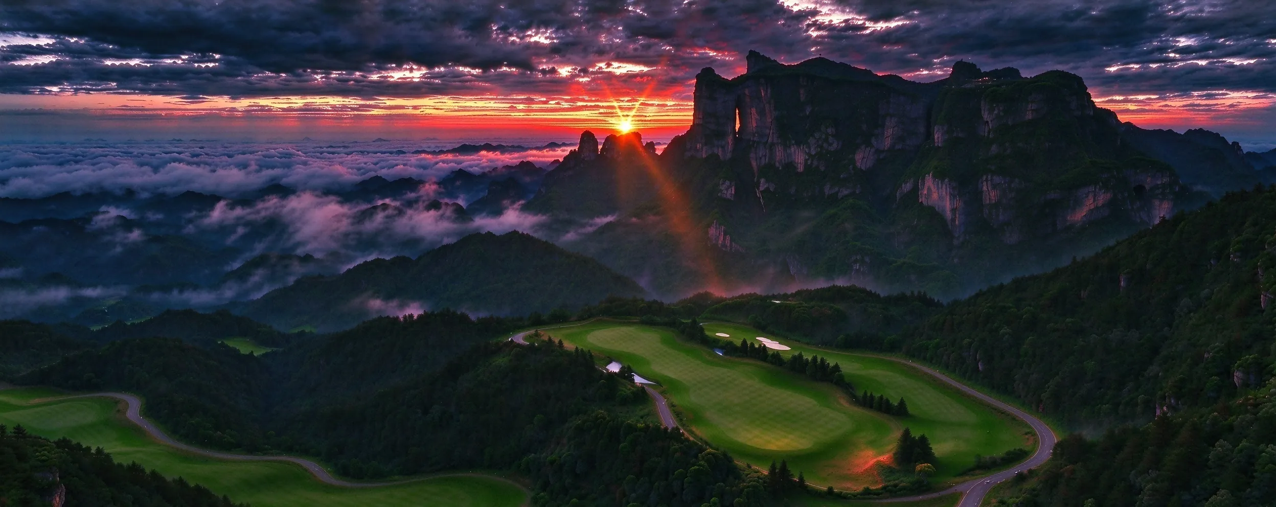 Mountain Golf, Tianmen Mountain & Night View