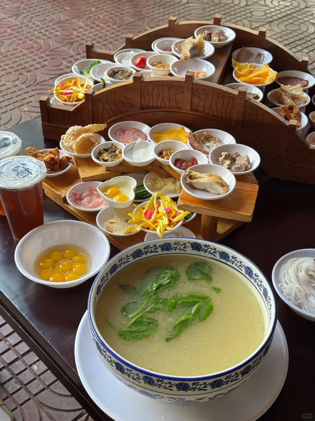 Crossing-the-Bridge Rice Noodles