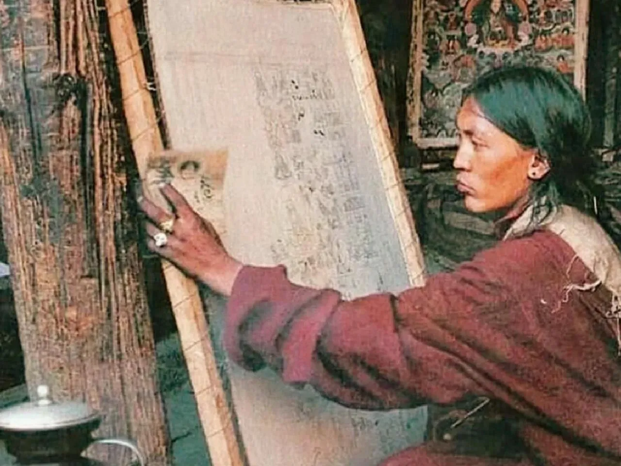 Discover the Art of Thangka Painting
